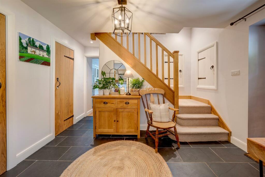 Rhiwbina Hill, Cardiff, HernCrabtree (6).jpg