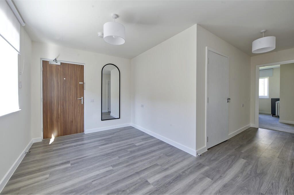 flat 6 iris hse-4...