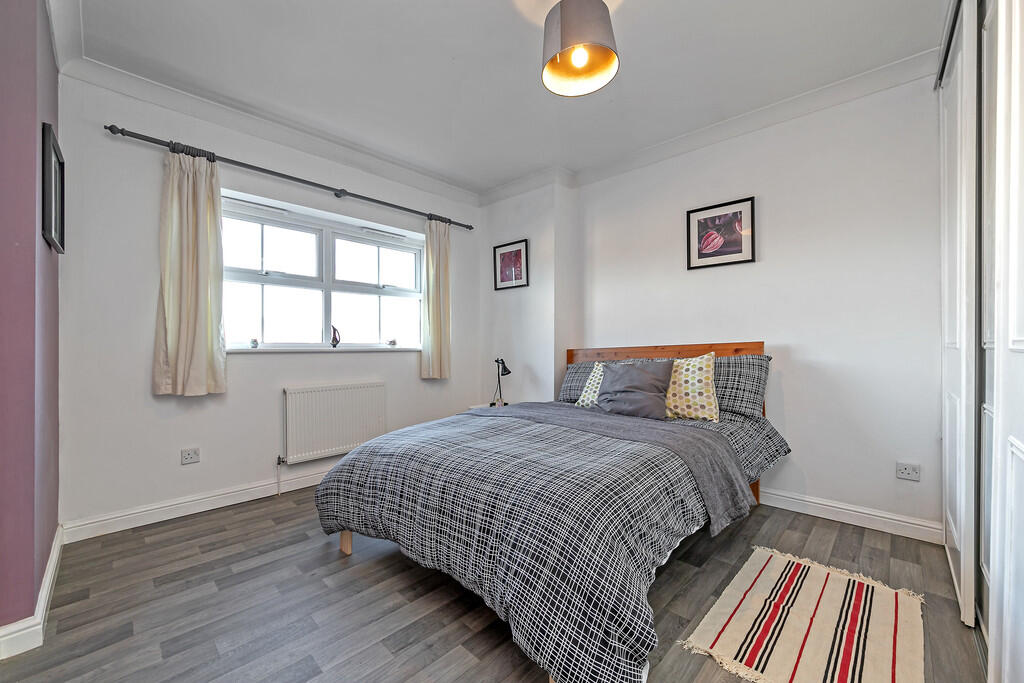 28PlayfieldClose-...