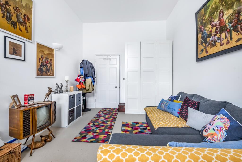 Bedroom/Study