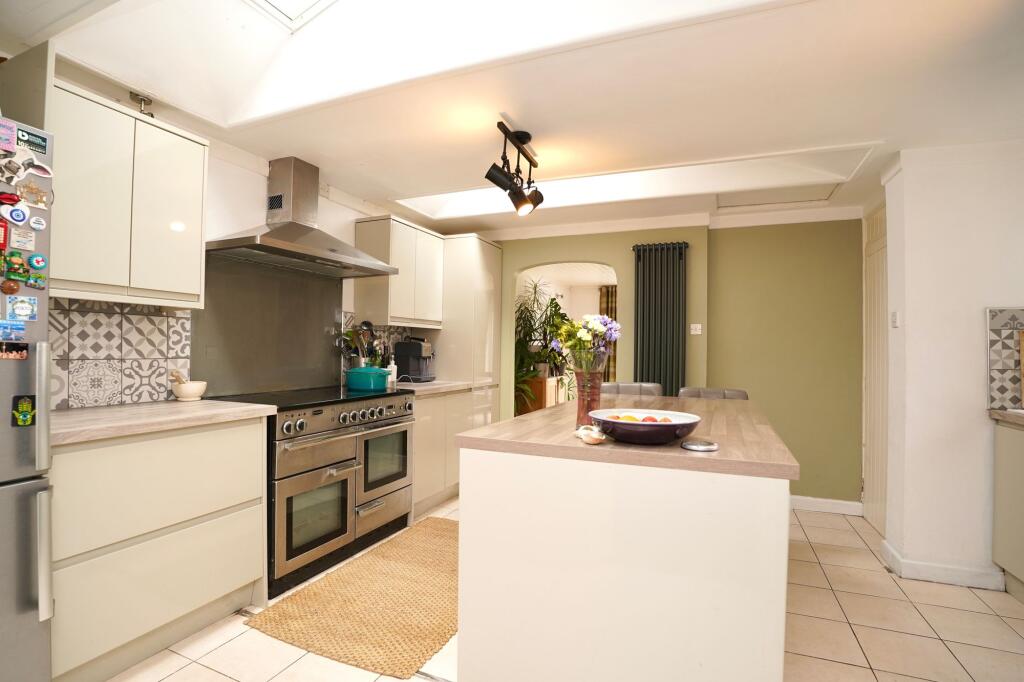 Kitchen/Breakfast Room