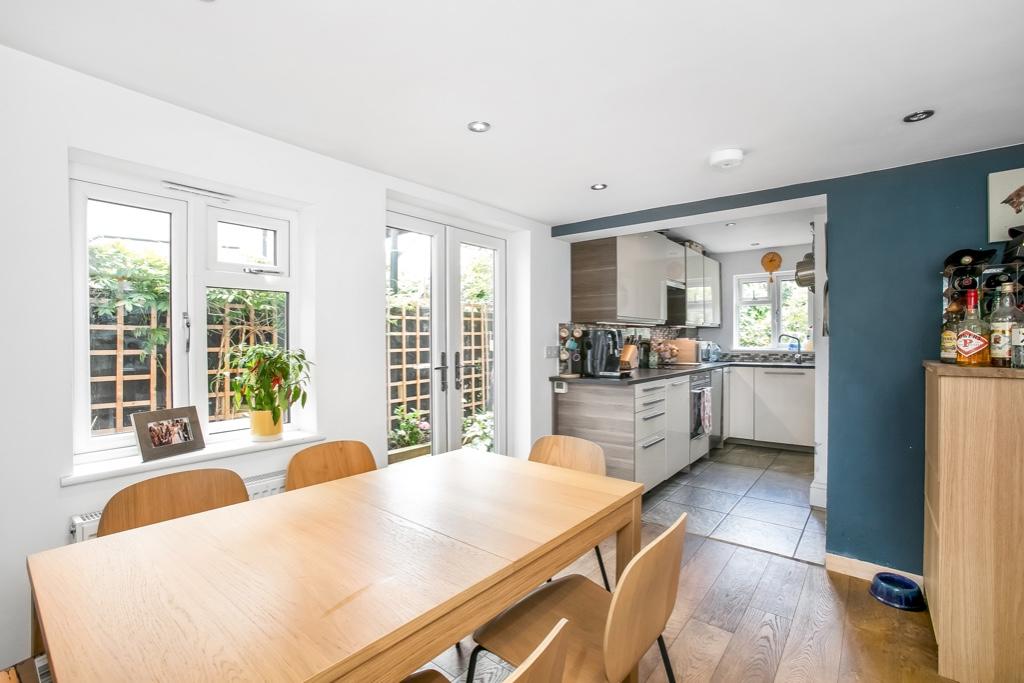 Dining room/kitchen