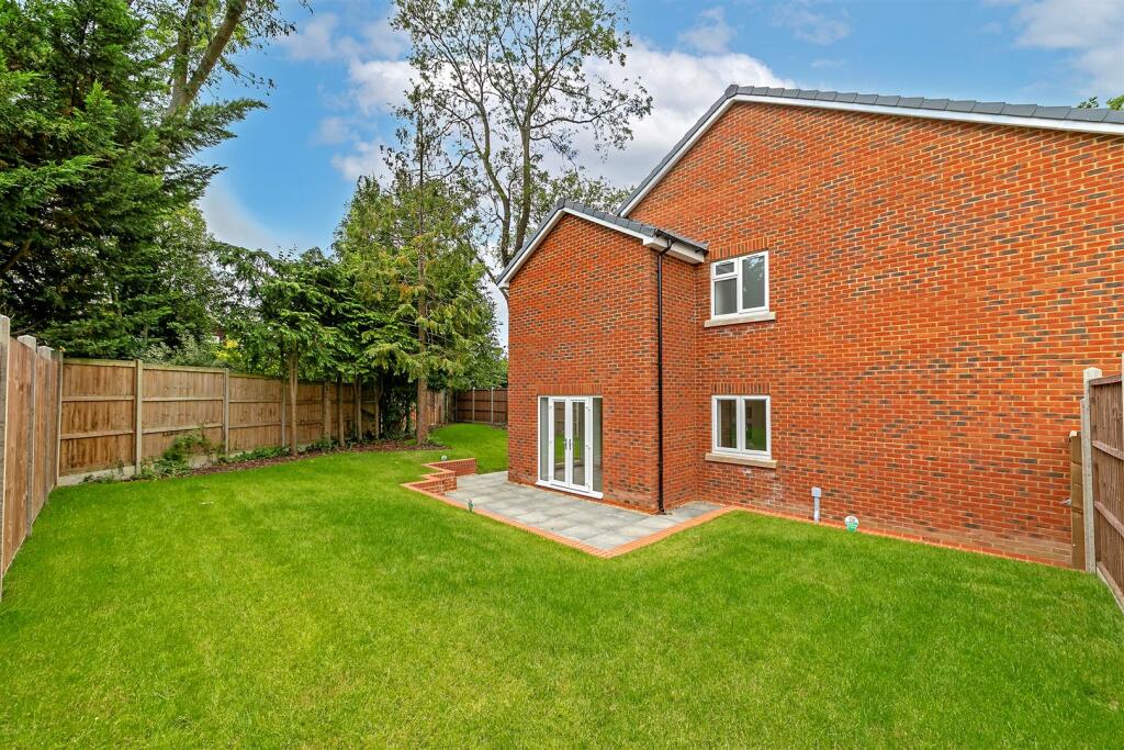 1OakviewGardens-33.jpg