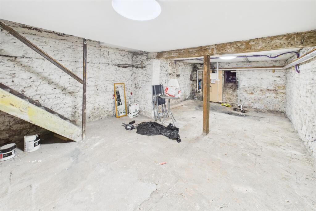 2 Osborne Villas, Kingsdown, Bristol BS2 8BP | Fre