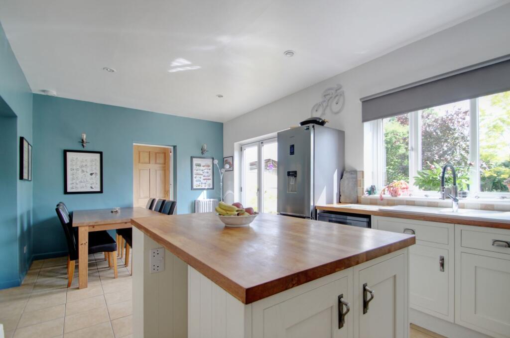 Breakfast Kitchen