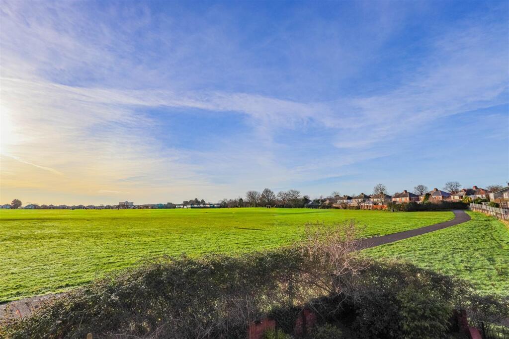 Heathfield-10.jpg