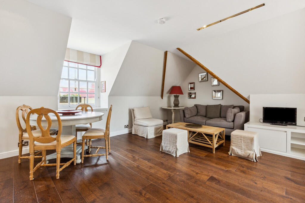 Flat 6, 22 Mulber...