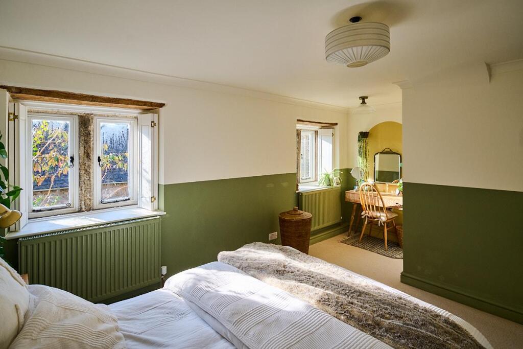 BA15_2HG BED 1 LO RES_ 4.jpg