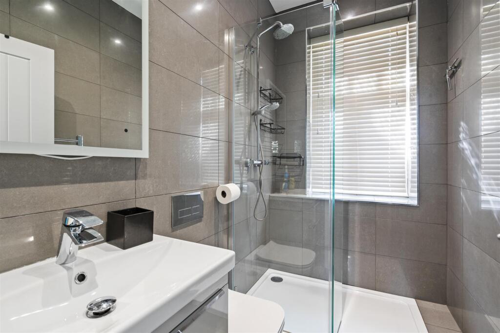 19, Catherines Close_LO_25.jpg