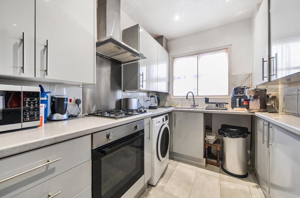 Davidson Frost-Wellings, DFW, Sherbourne Place, St