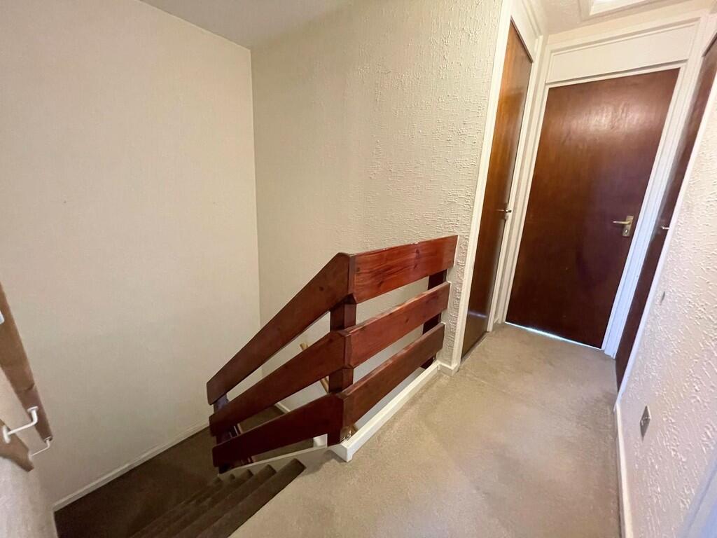 IMG-20250425-WA00...