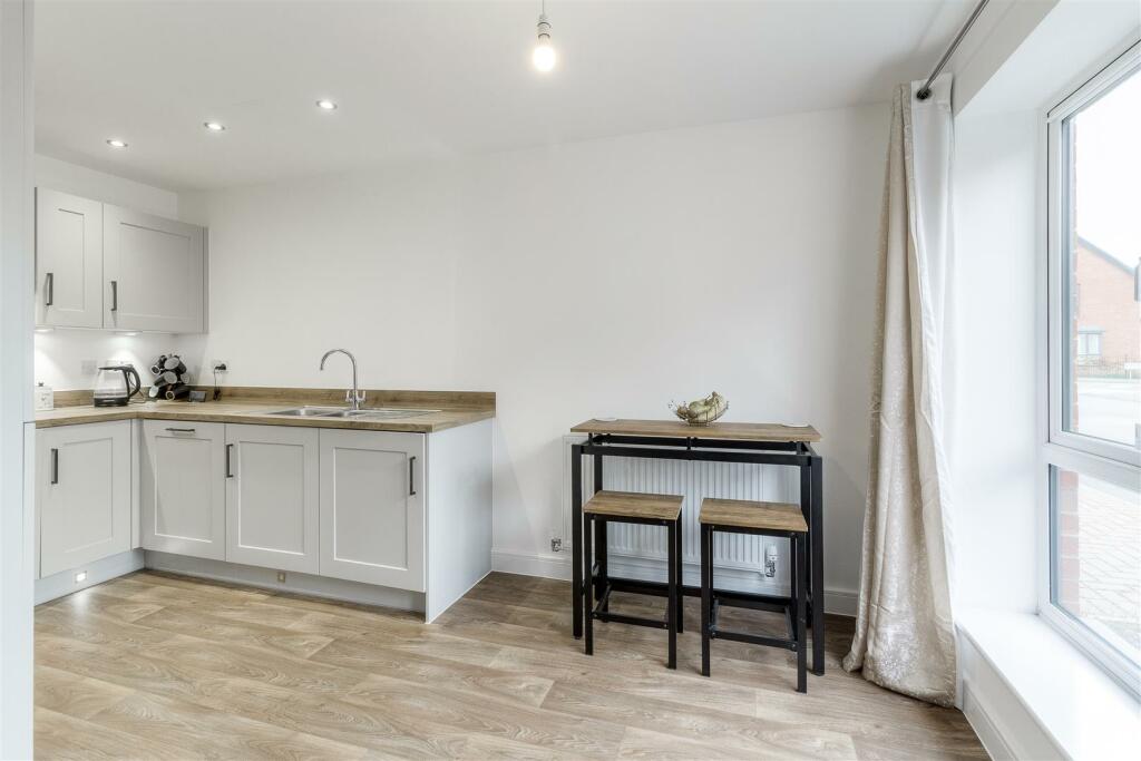 38 Sparrowdale Close, Grendon