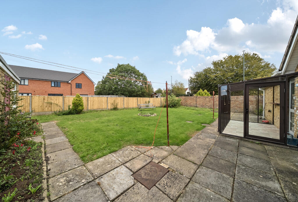 1357400-15-68d401...