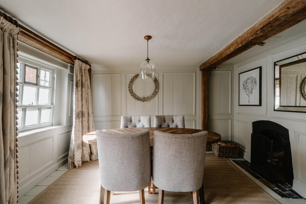 276295 - Silverless Street_High Res-4.jpg