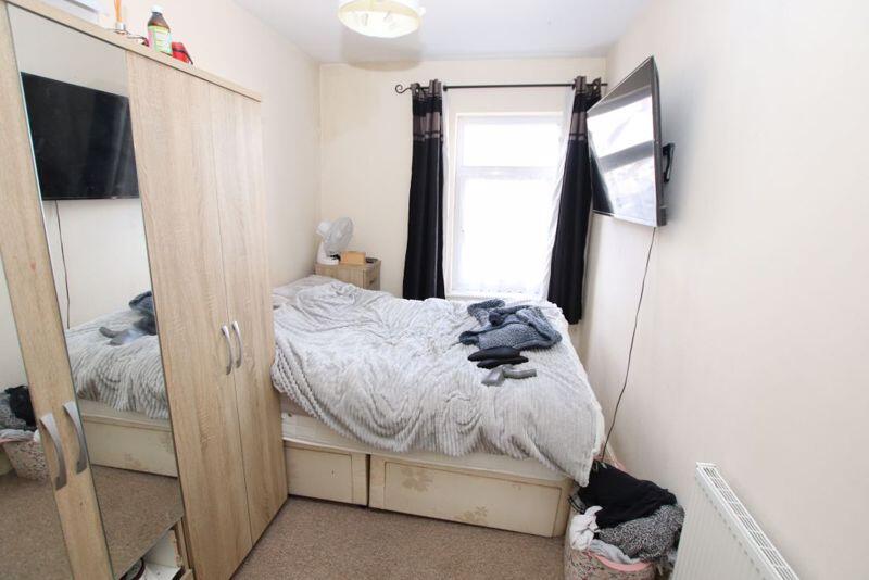 Bed 3