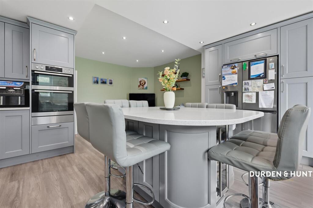 Northumberland Avenue