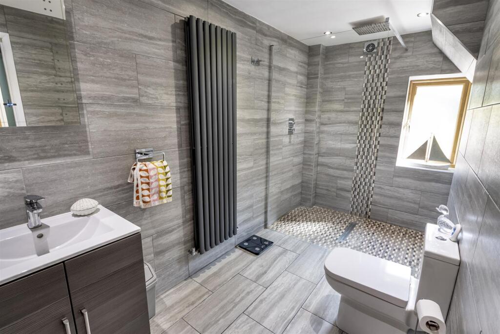 Ground Floor Shower Room