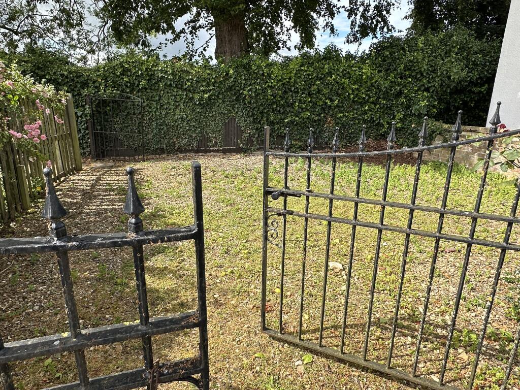 Garden 2.JPG