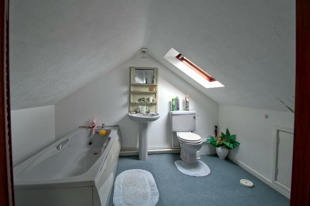 Annex bathroom