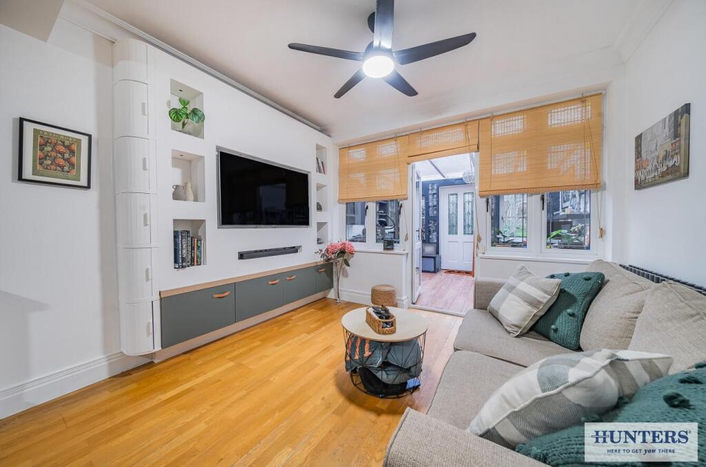 Extended Lounge View 3