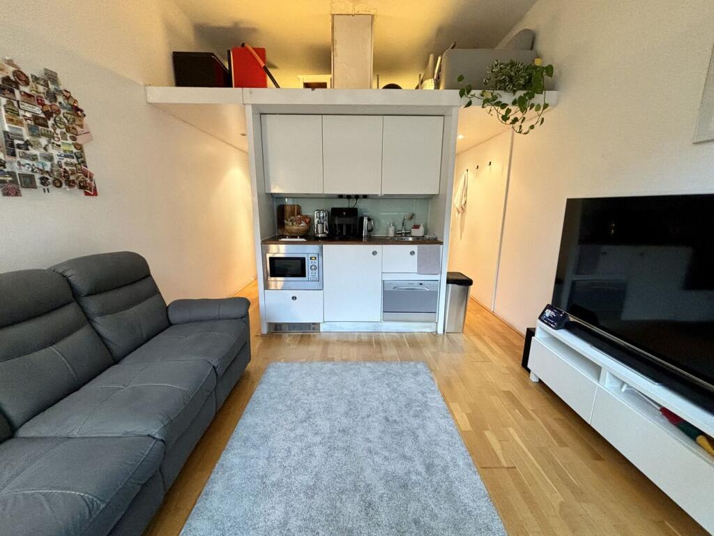 Kitchenette