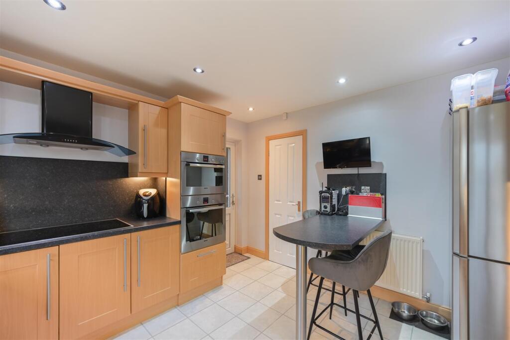 13 Highfield Avenue (9 of 26).jpg