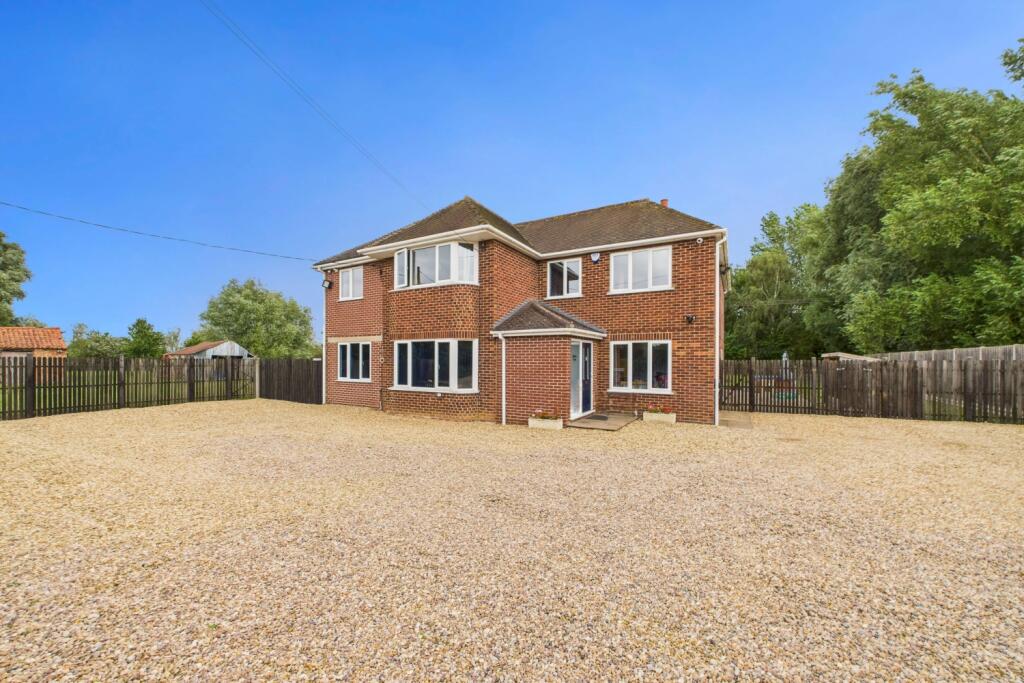 EweMove - Spalding - Front of House