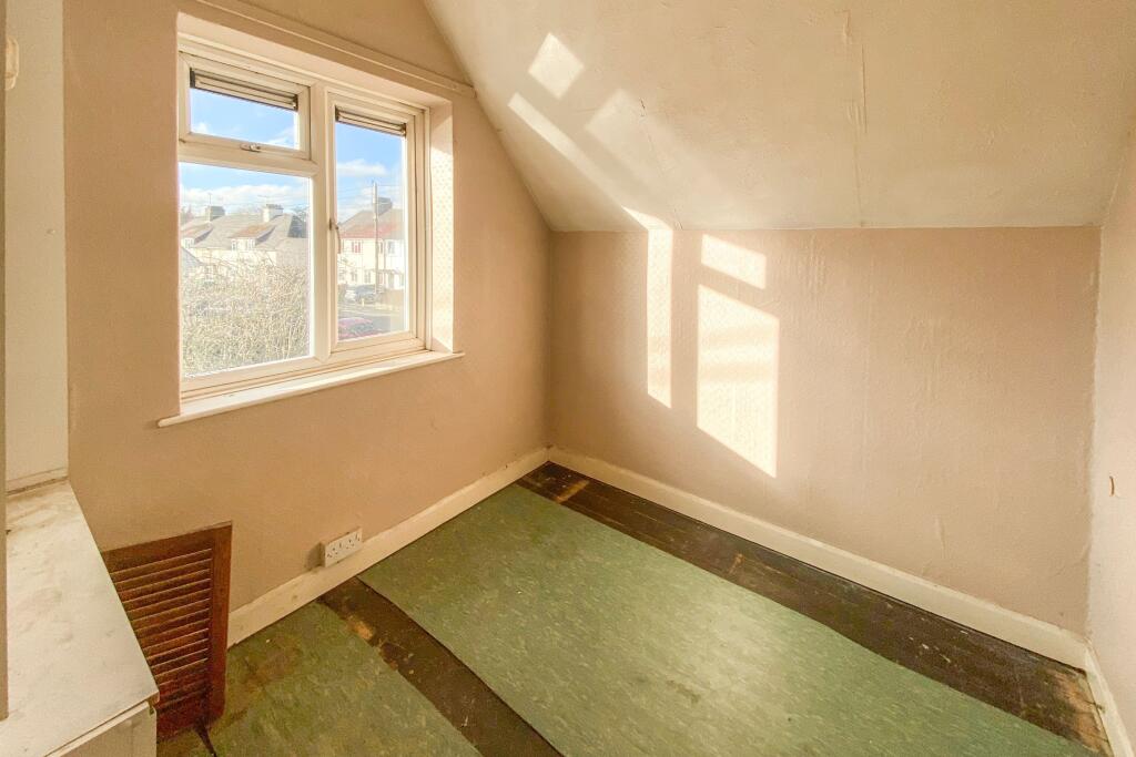 65 Woodlands Road, Chippenham, Wiltshire, SN14 0HQ