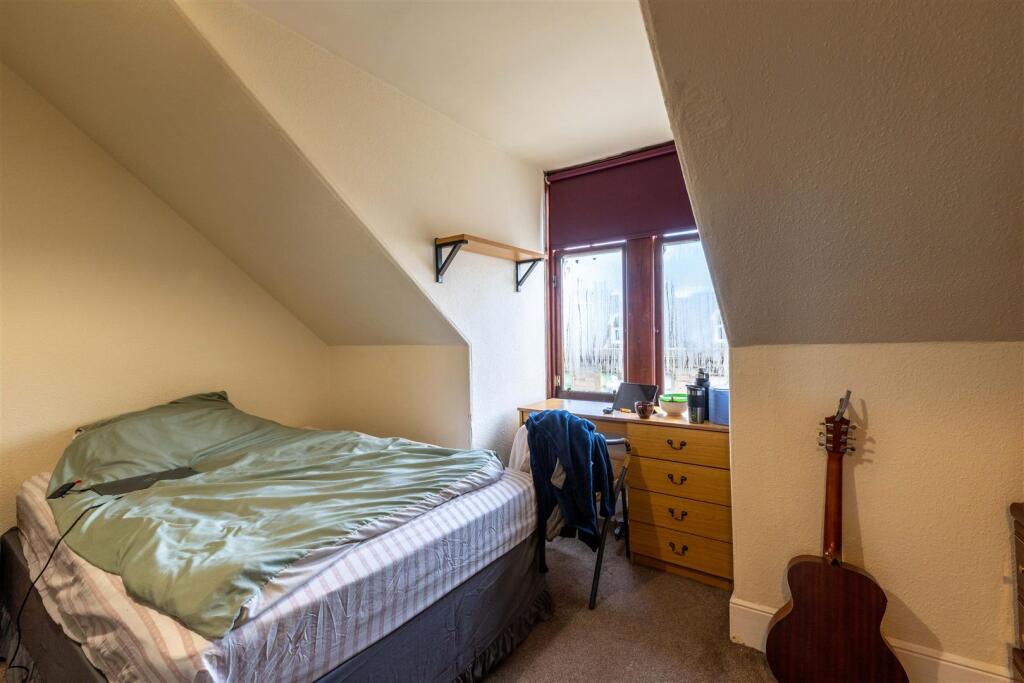 4L, 94 Commercial Street Dundee-8.jpg