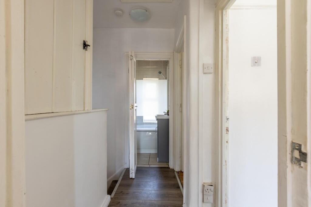 52 Meadow Vale, BS5--8.jpg