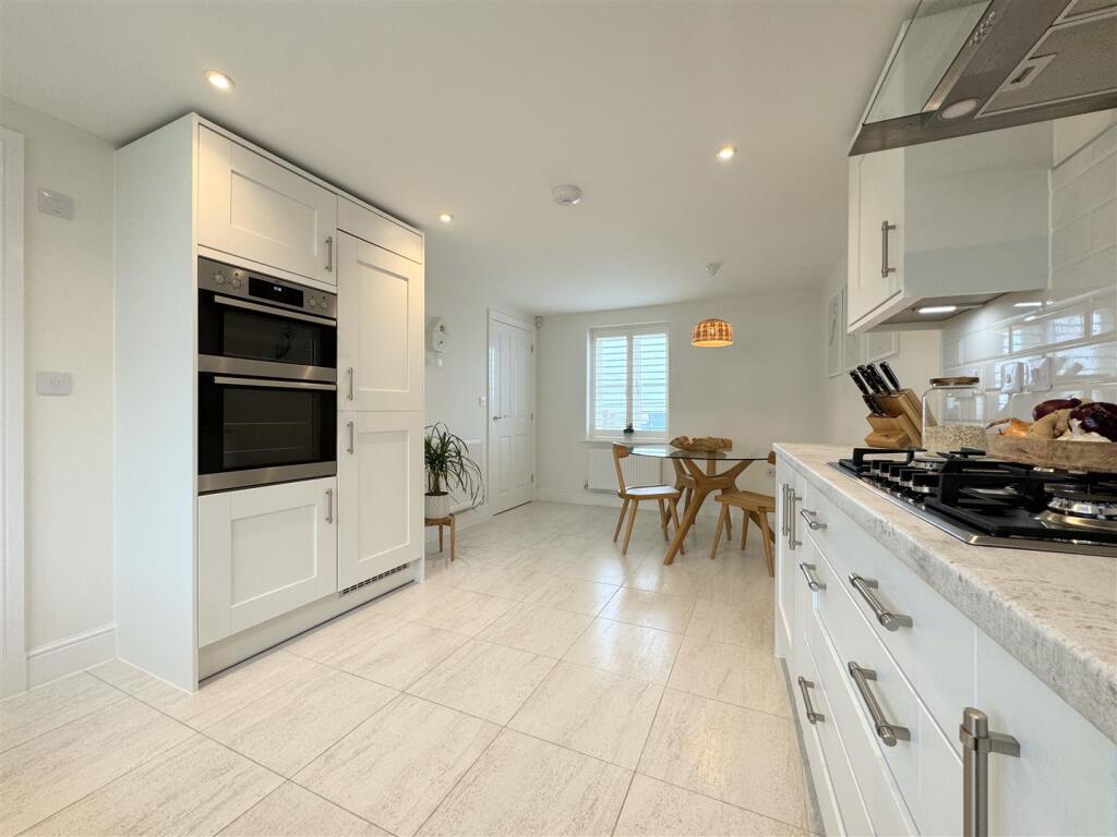 Kitchen Diner