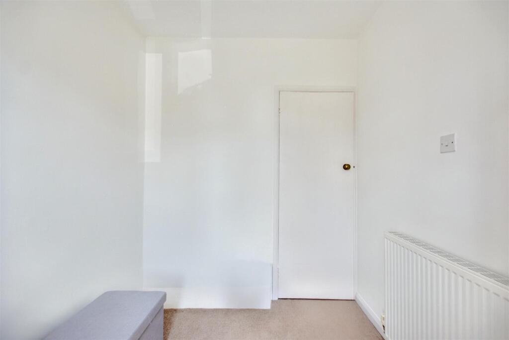 Bedroom 3_2.jpeg