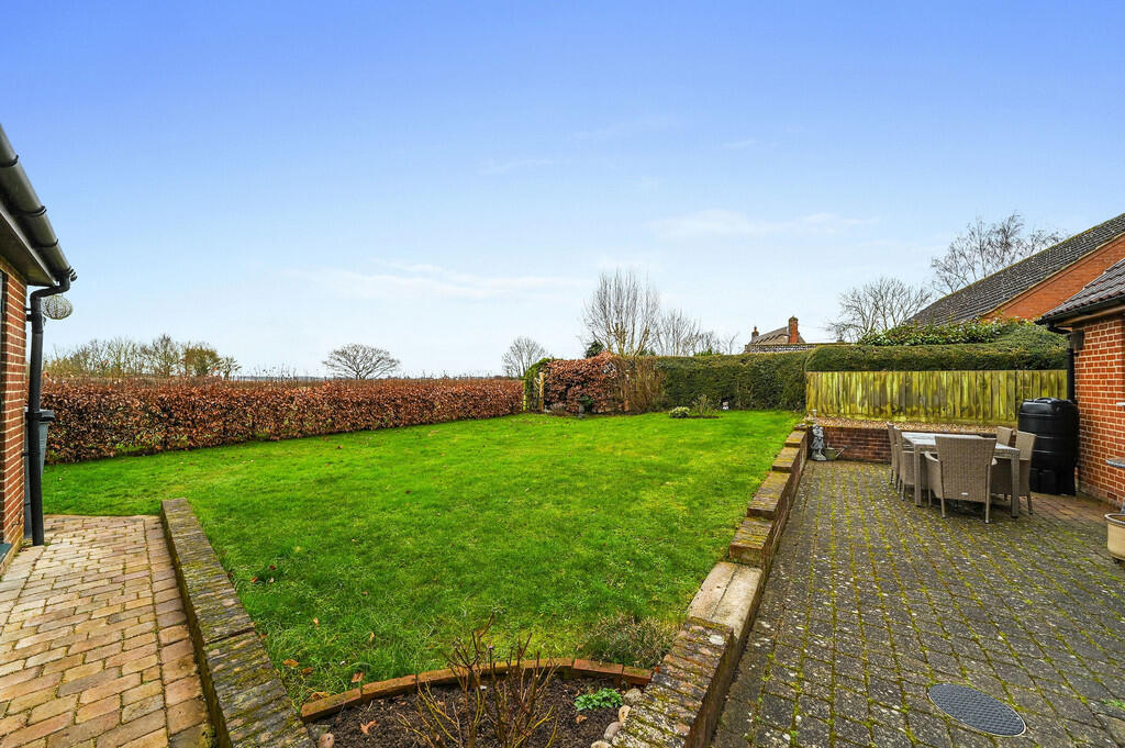 PT-TV-MillCottage...