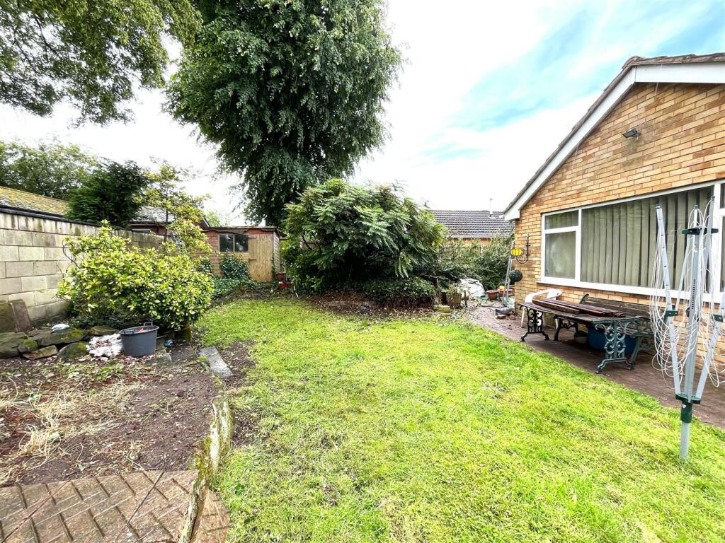 lanrick gardens (12).jpeg