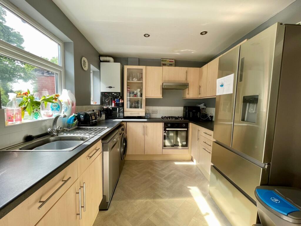 Kitchen.2