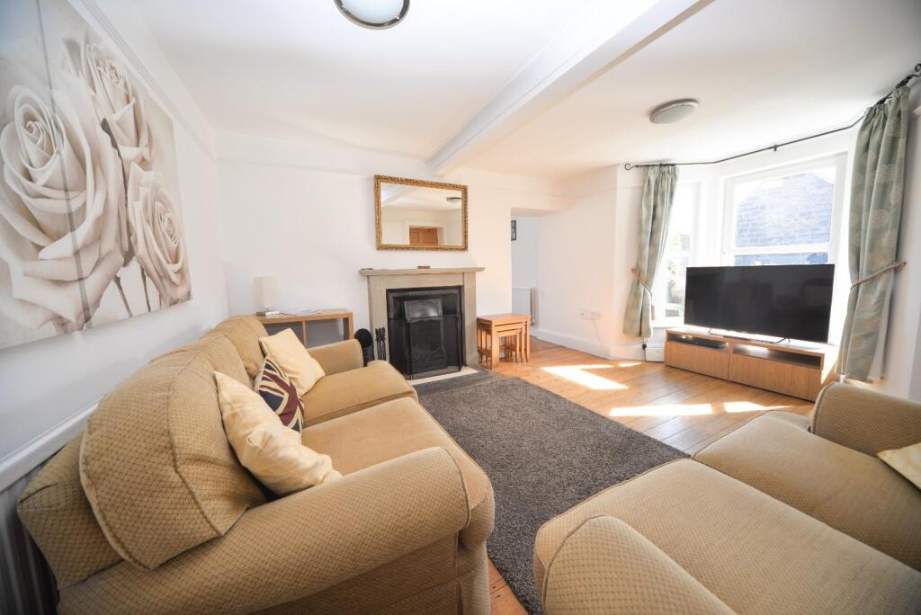 Sitting Room 1.jpg