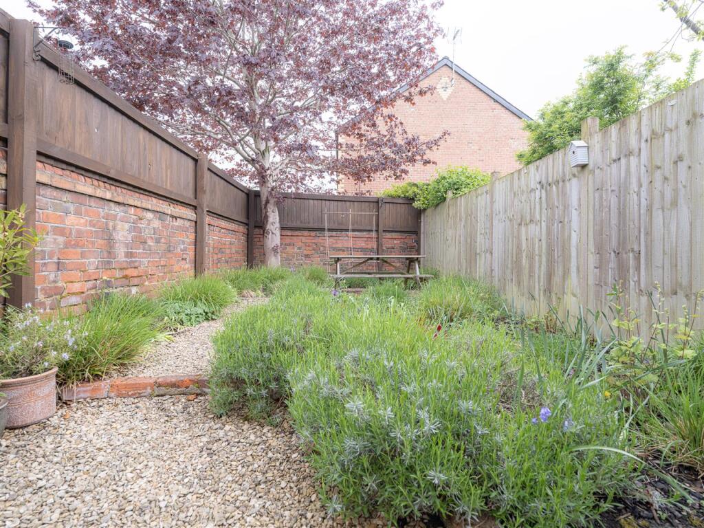 45 Malmesbury Road-37.jpg