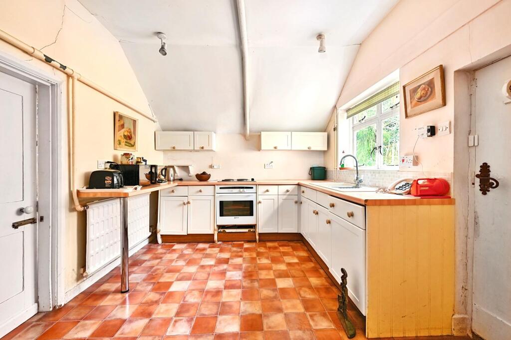 Leesden-Standen Street-TN317QE (1).jpg