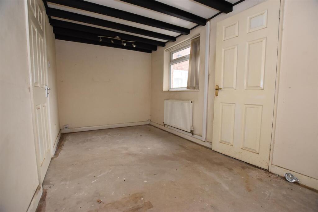 Dining Room.JPG