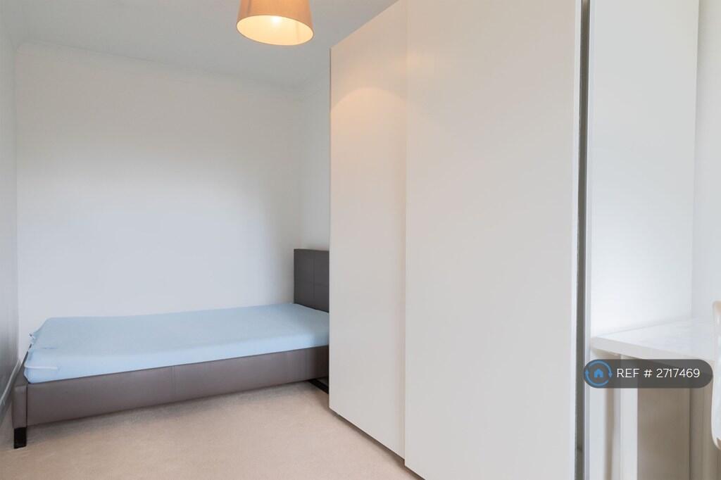 Garden Bedroom