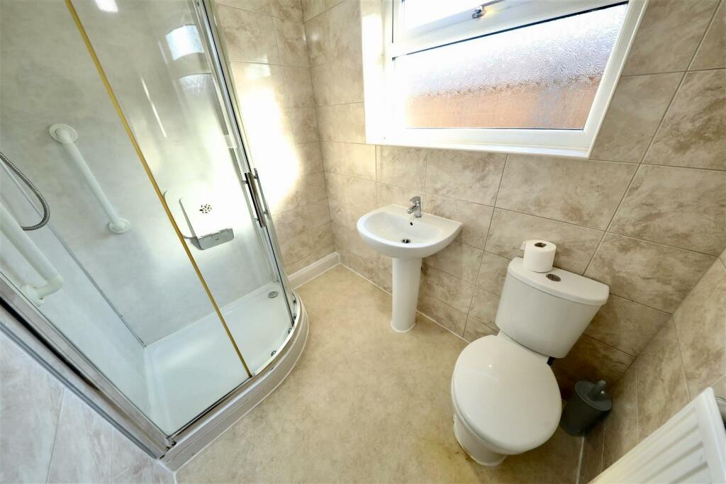 229 Hull Road - Shower Room.jpg