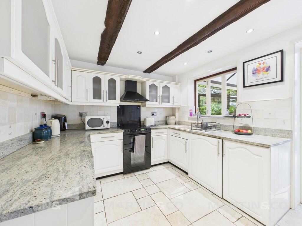 CAM02406G0-PR0443...