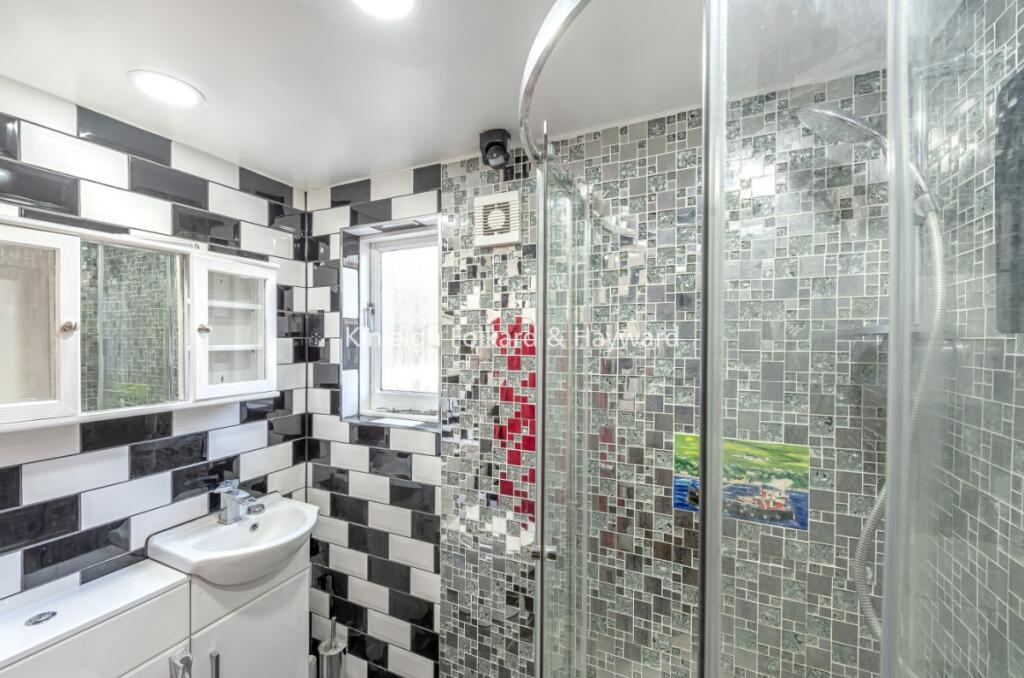 32775306-7326-4669-8