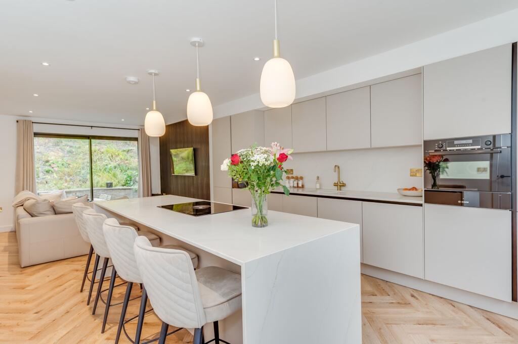 OPEN PLAN KITCHEN/DINER/LIVING ROOM