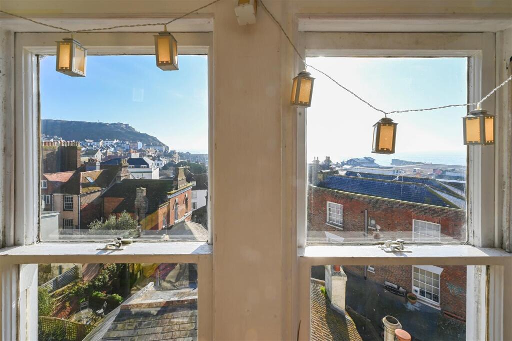 11 Hill Street TN34 (16).jpeg