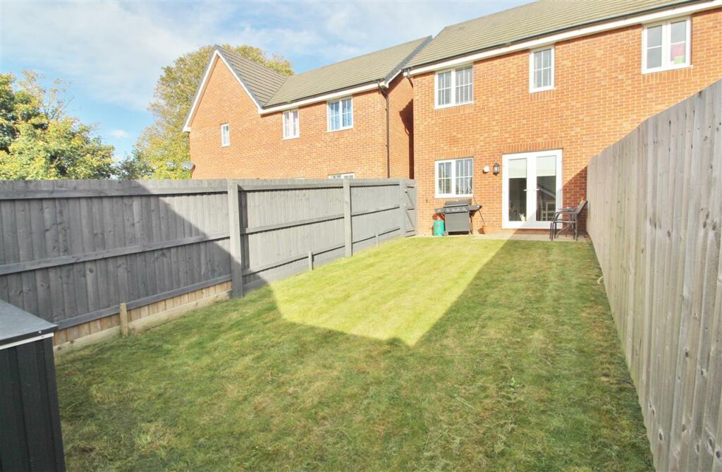 REAR GARDEN -