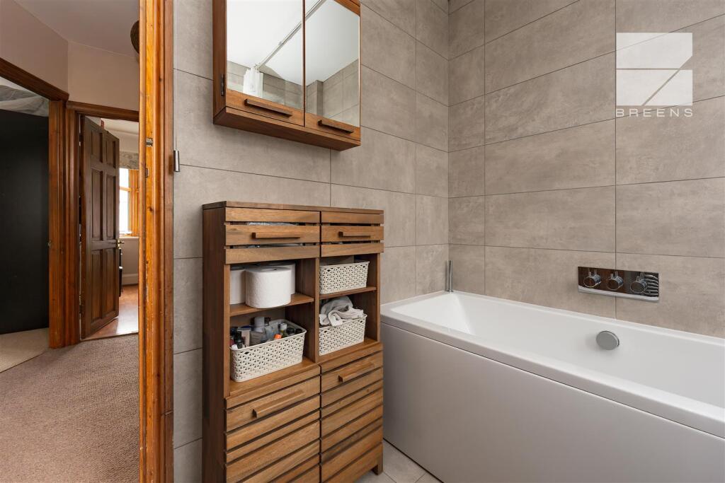 27 Wadham Avenue_0045.jpg