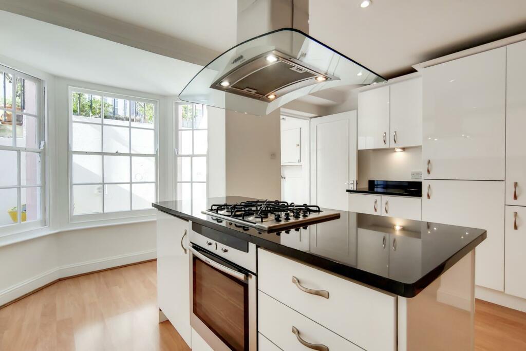 7_Kitchen-1.jpg