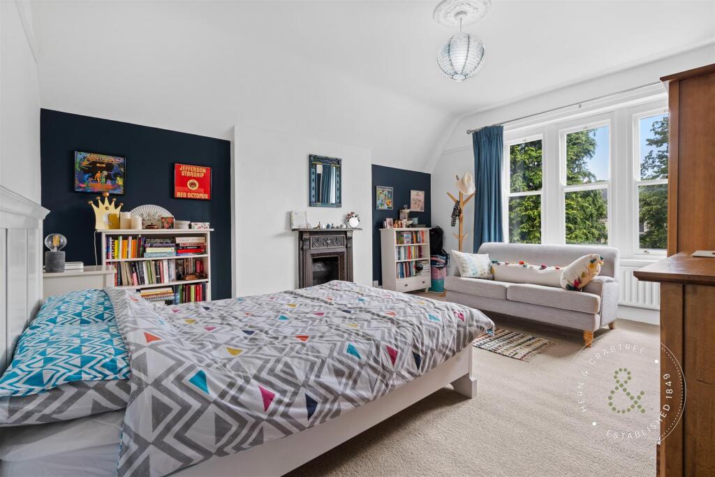 Cathedral Rd, Pontcanna, HernCrabtree (67).jpg