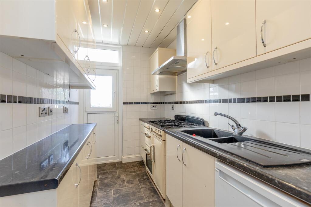 Maple Road, Horfield Kitchen.jpg